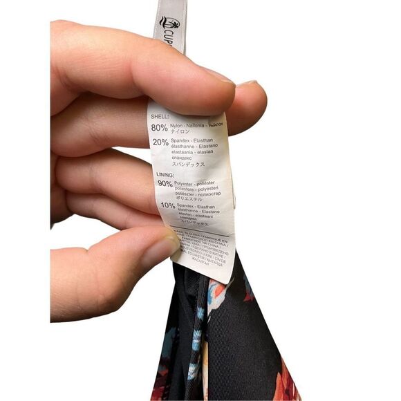 CUPSHE Women's Black Floral Plunging Halter Open Back One Piece Swimsuit - Picture 5 of 11